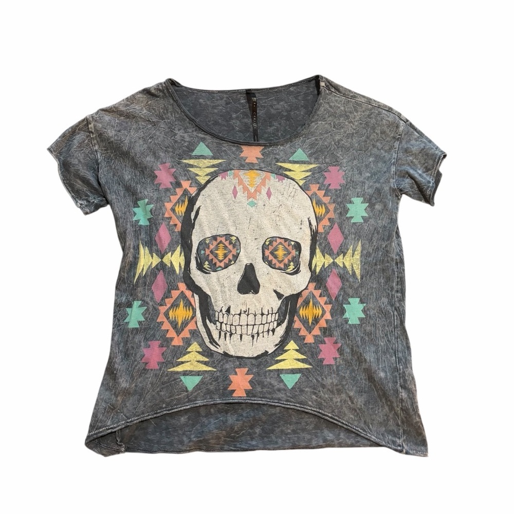 The Classic Charcoal Skull Graphic Tee Boho Aztec Print Women’s Size S